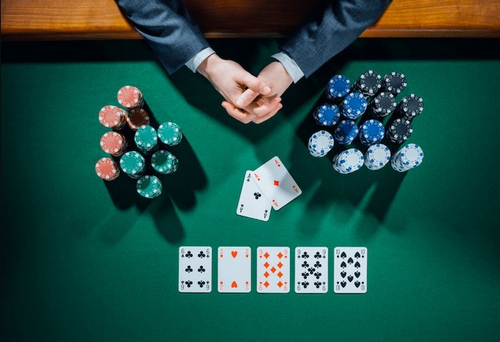 Mỗi ván chơi áp dụng cách chơi poker DAGA khác nhau